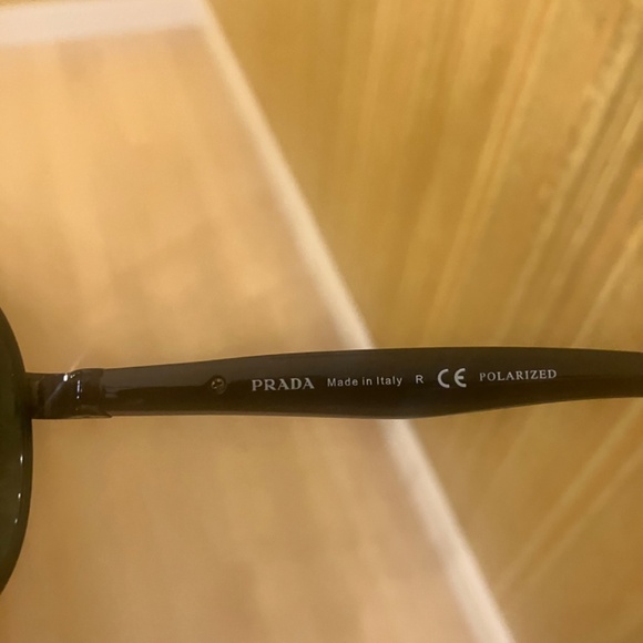 Prada Sunglasses.  Black Mirror Aviator. - Picture 3 of 3